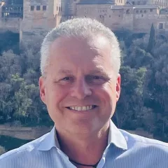 Carlos Carmona